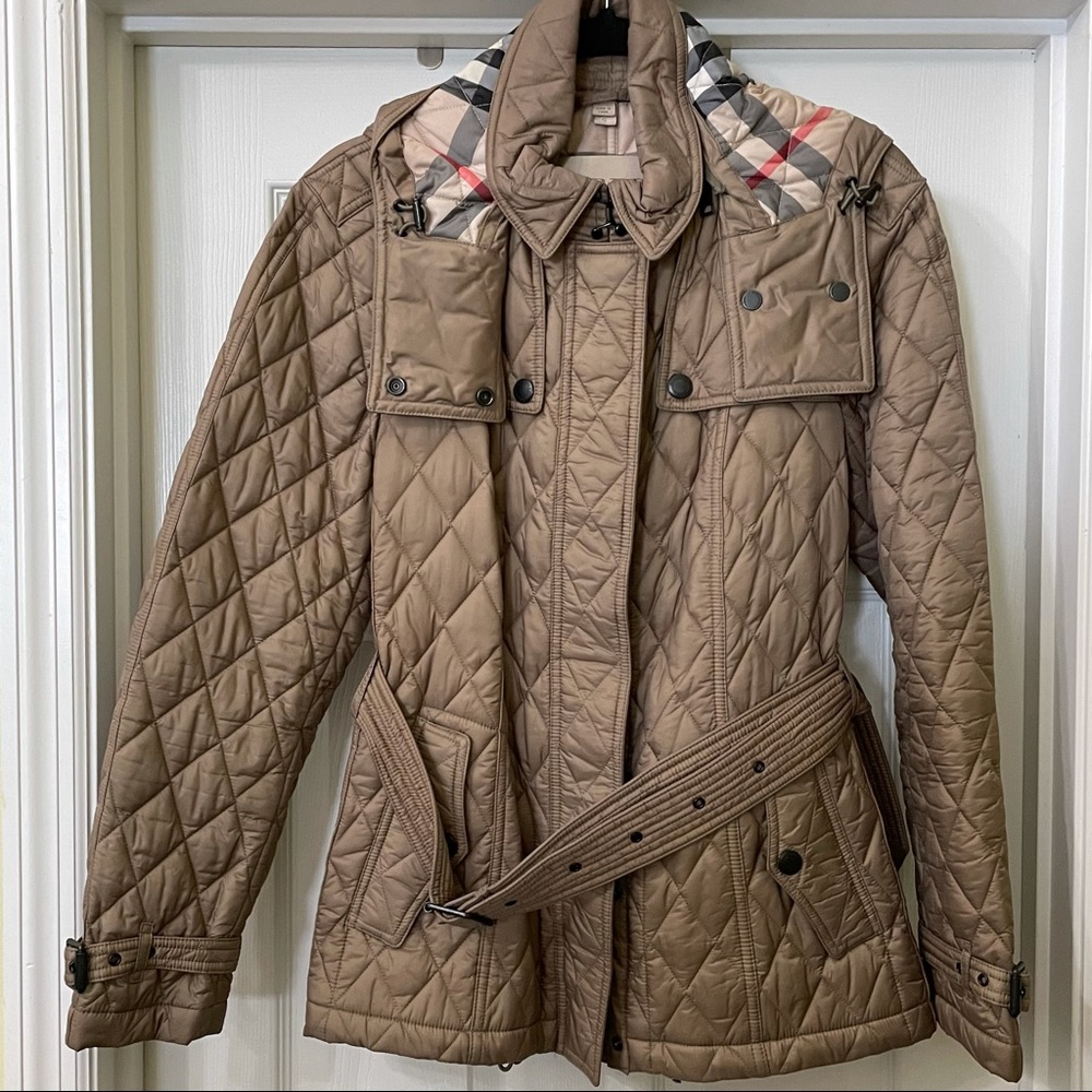 Women's Burberry Quilted Hooded Coat